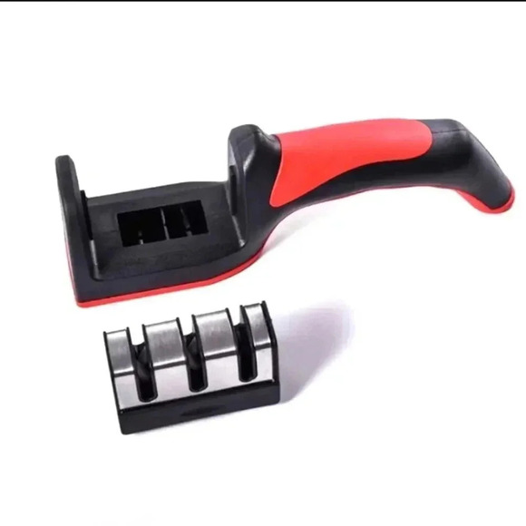 1pc Portable Knife Sharpener, Three Stage Knife Sharpener..RED...NWT.. - Picture 2 of 6
